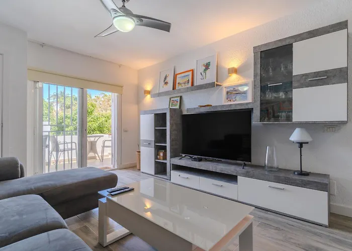 Colinablanca Sunset View By Paramount Holidays